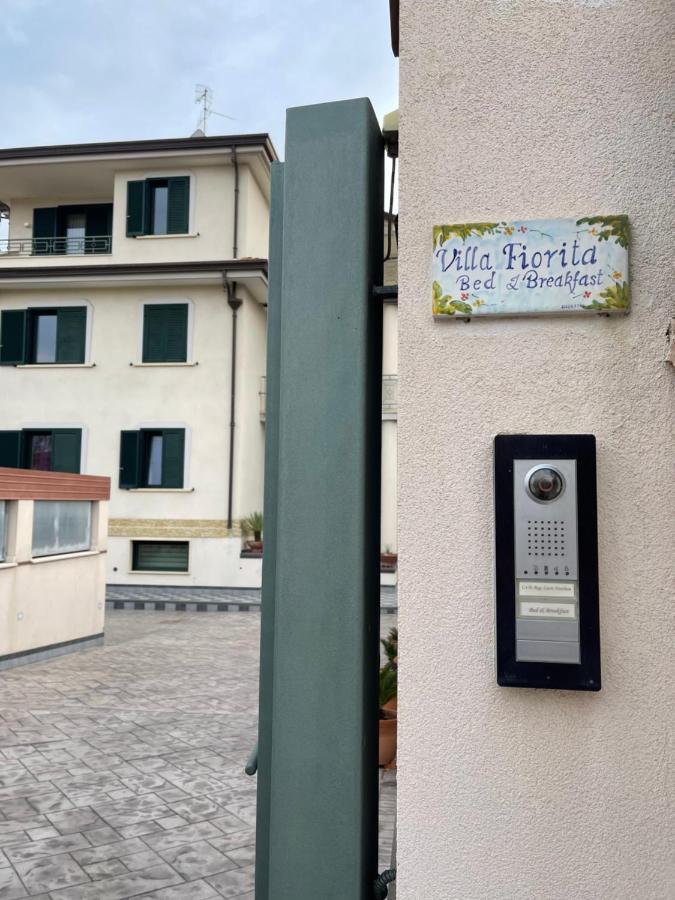 B&B Villa Fiorita Pontecagnano Eksteriør bilde